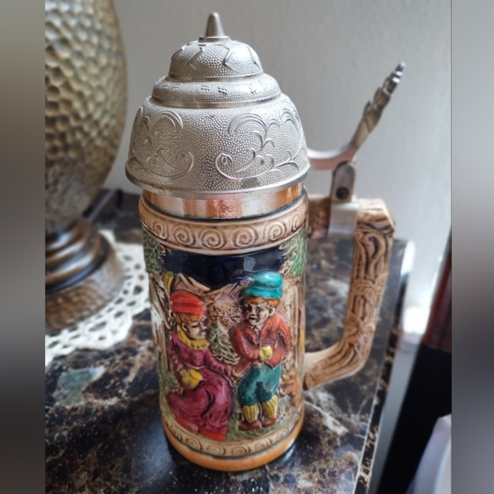 Vintage Beer Stein Music Box Made in Japan